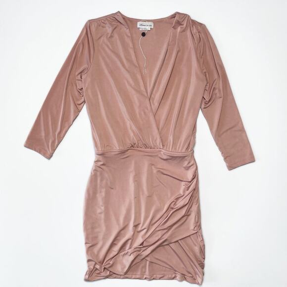 NWOT Lovers and Friends Love Happy Mauve Low Cut Surplice Ruched Mini Dress XS - Picture 2 of 13